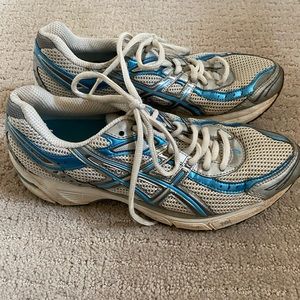 ASICS athletic shoes sneakers